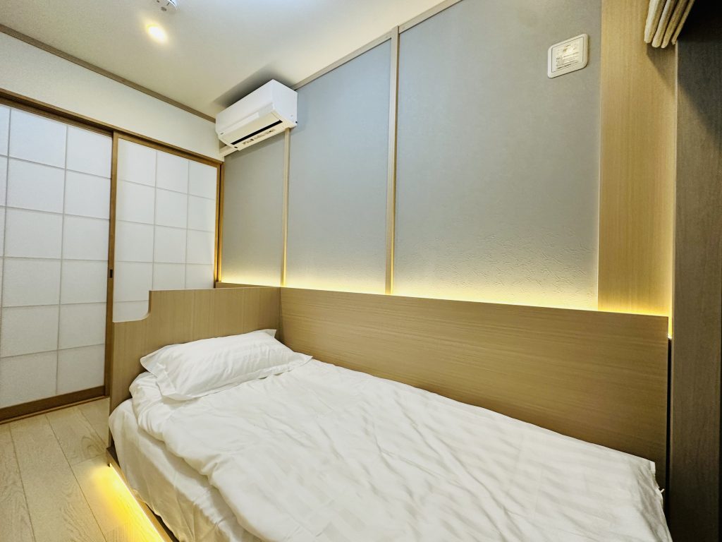 7449ab9b41724f4ce27f0a66654a68c0